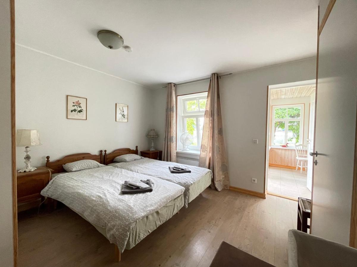 Haapsalu Guesthouse Ngoại thất bức ảnh